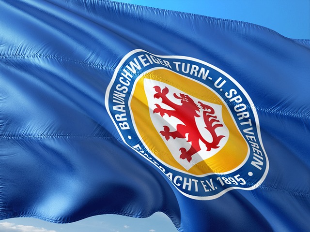 表现不凡 表现不凡